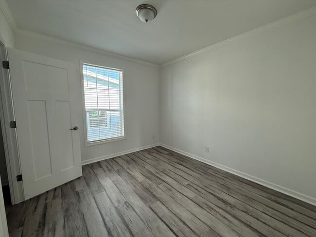 Building Photo - 1654 Voyager Dr