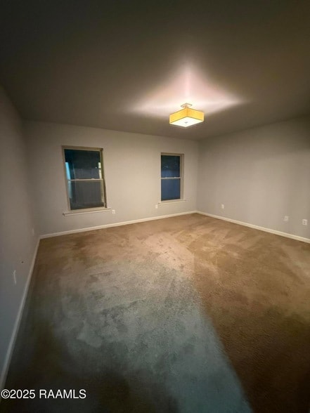 Building Photo - 309 Sun Ridge St