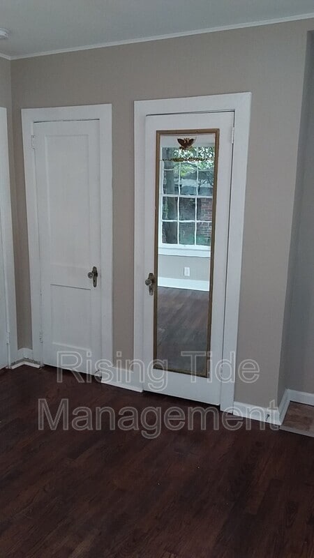 Building Photo - 307 Bessemer Super Hwy