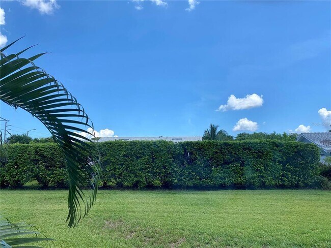 Building Photo - 6914 20th Ave W