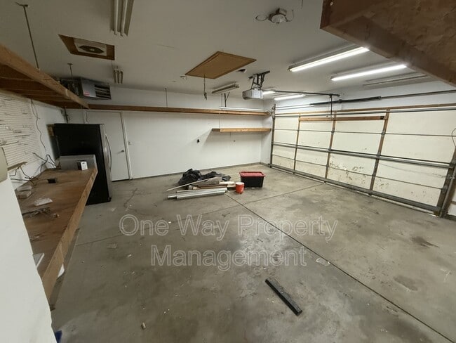 Building Photo - 4541 Dinosaur Ct