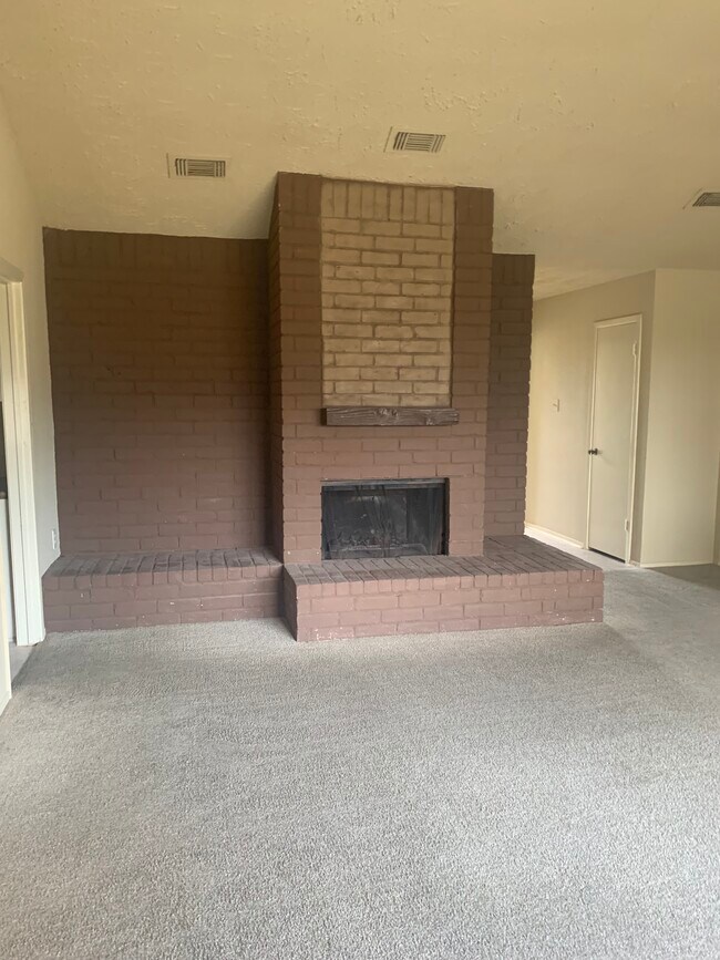 Building Photo - 16347 Sky Blue Ln