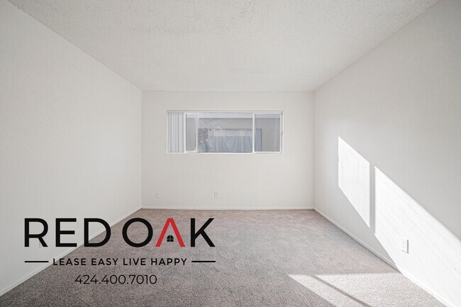 Building Photo - 9260 Palm St