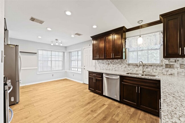 Building Photo - 13934 Beckwith Dr