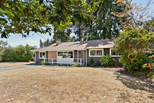 Building Photo - 8408 Dalton Dr SW