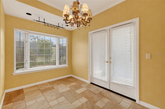 Building Photo - 618 High Point Dr