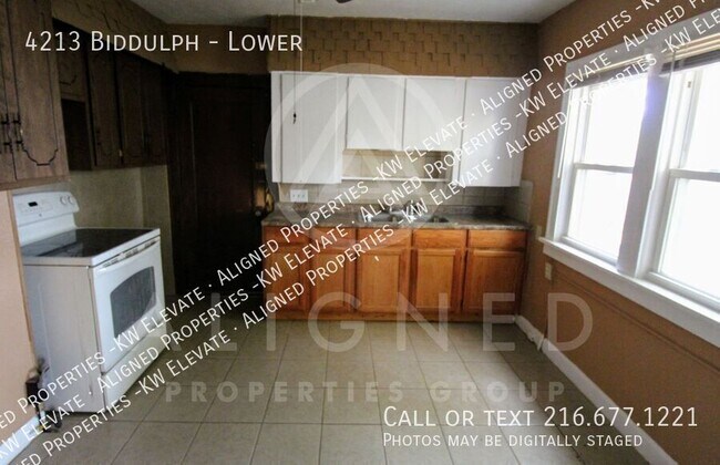 Building Photo - 4213 Biddulph-Lower