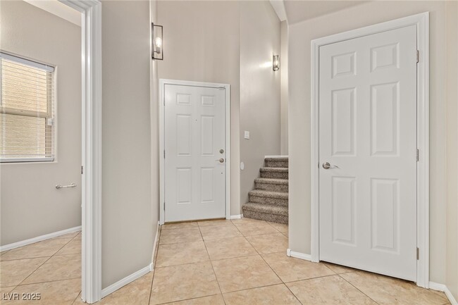Building Photo - 6714 Boom Town Dr