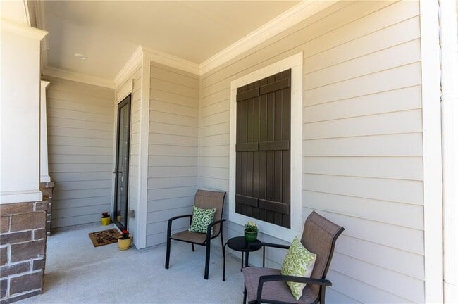 Building Photo - 165 Mansfield Dr