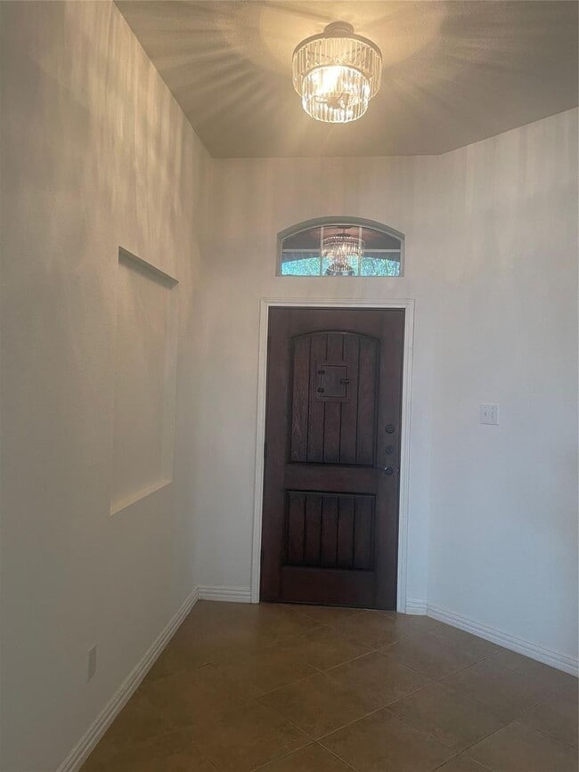 Building Photo - 1825 Kingsbrook Trail