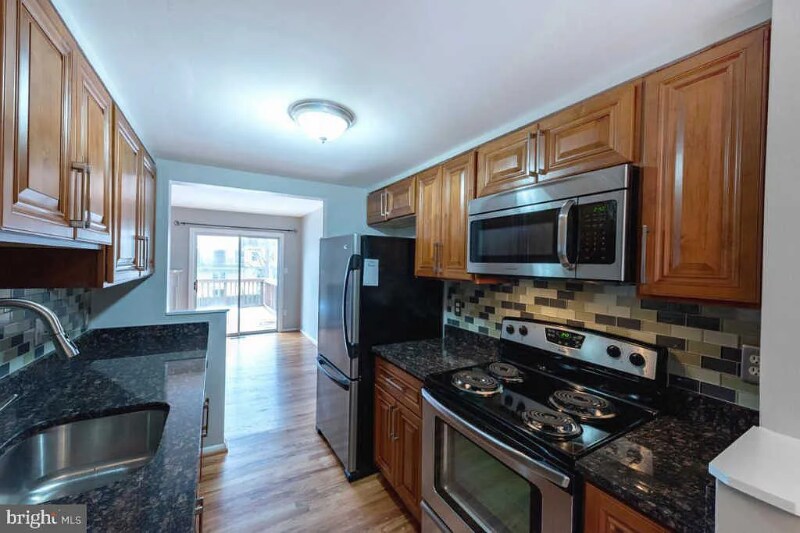 Primary Photo - 6396 Shaundale Dr