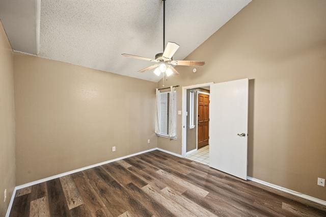 Building Photo - 559 Ranch Trail