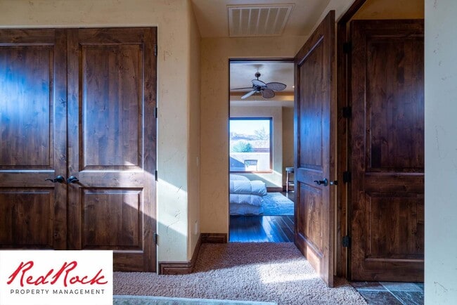 Building Photo - Incredible 4 Bedroom, 4 Bathroom FULLY FURNISHED Property in The Cliffs with a Private Pool! 18 M...