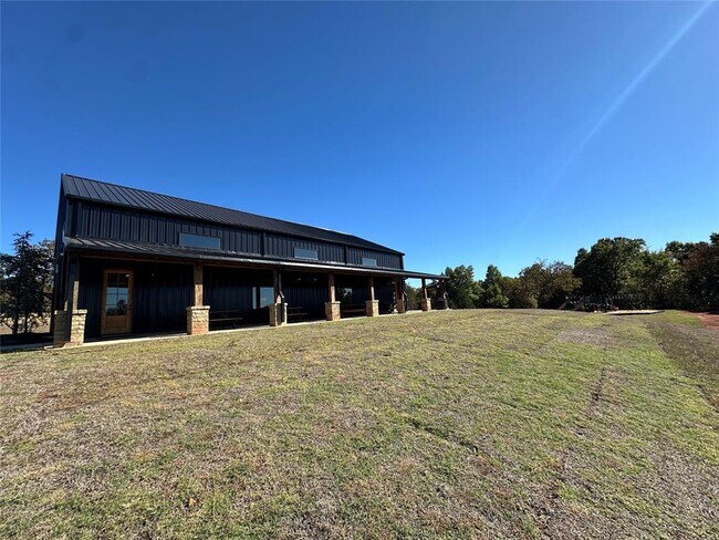 Building Photo - 17280 SE 164th St