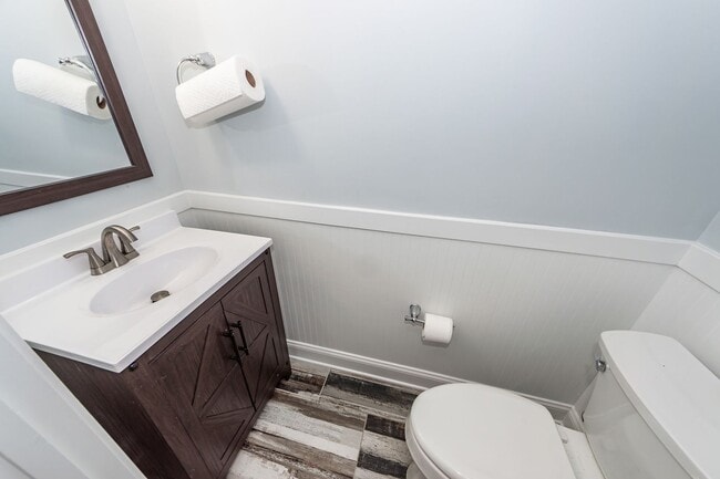 Building Photo - 4 Bedroom, 2.5 Bathroom Home in Reminisce ...