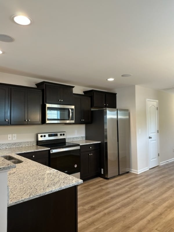 Building Photo - 208 Gum Swamp Trl