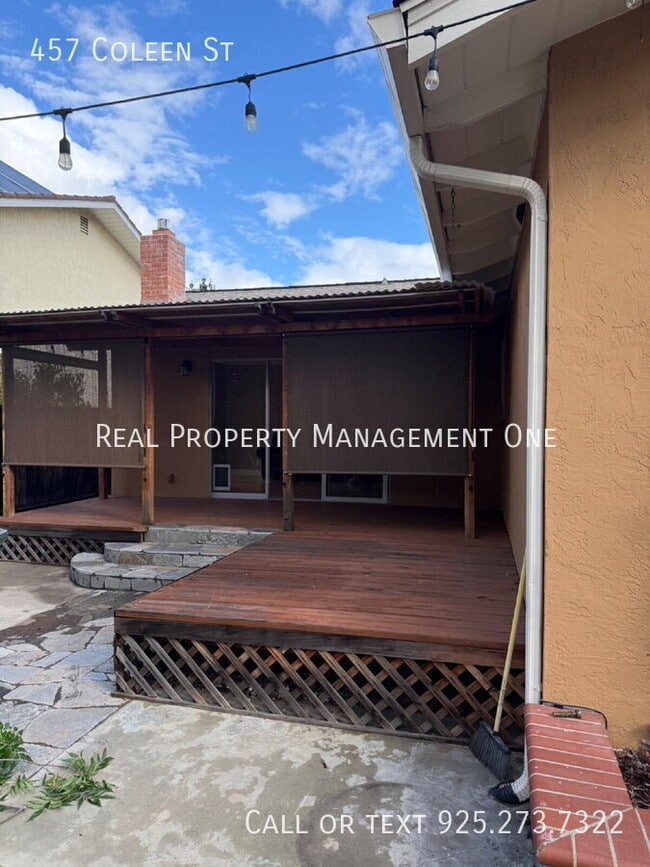 Building Photo - 457 Coleen St