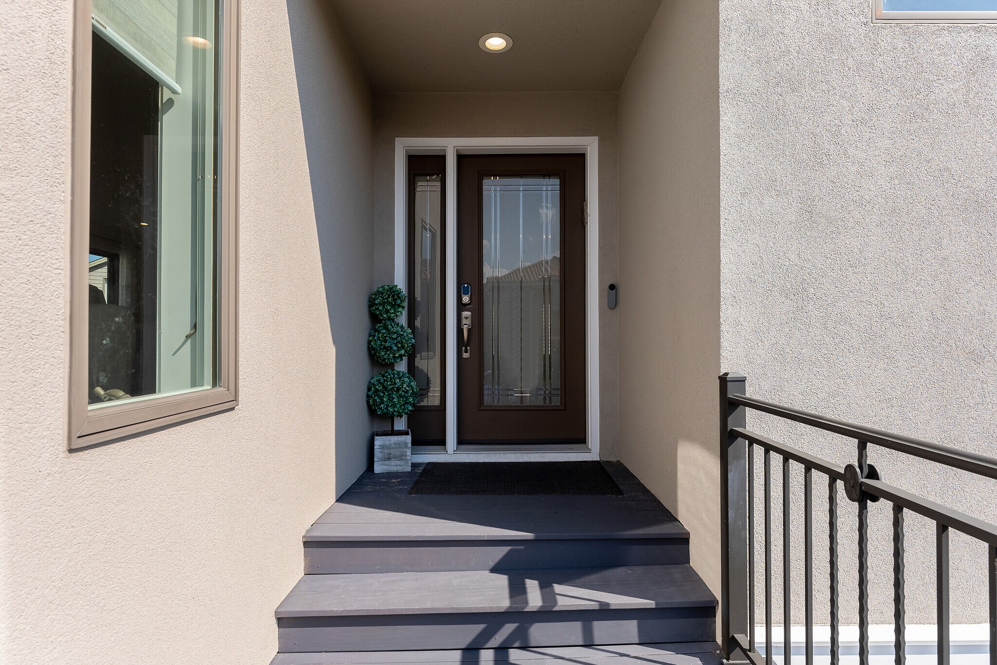 Building Photo - 7600 Bayshore Dr