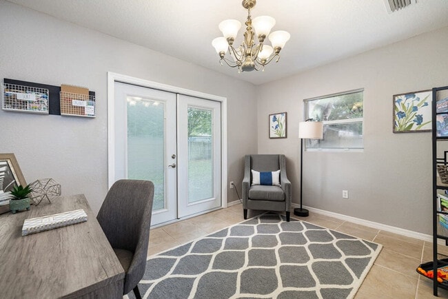 Building Photo - 2454 Whitman St