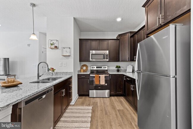 Building Photo - 4206 Rowen Ct