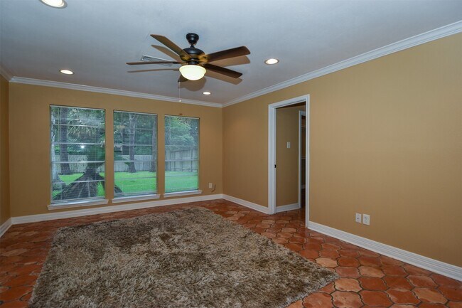 Building Photo - 18603 Point Lookout Dr