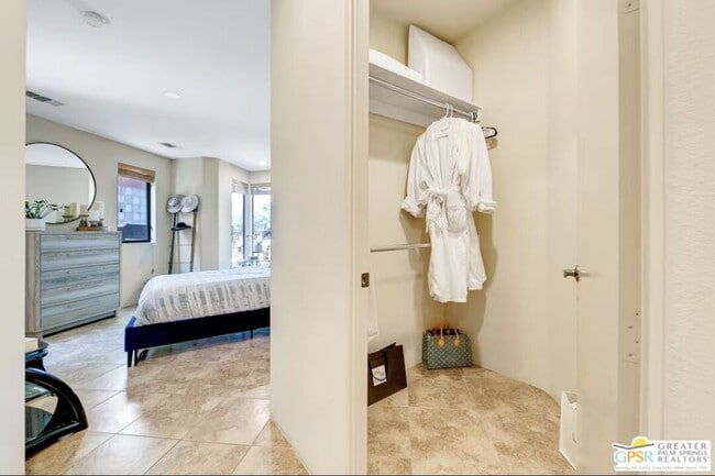 Building Photo - 79800 Vía Sin Cuidado