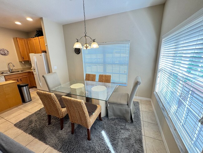 Building Photo - Fully Furnished 5-Bed End-Unit Townhome with Hot Tub in Gated Coral Cay! WASHER & DRYER INCLUDED!