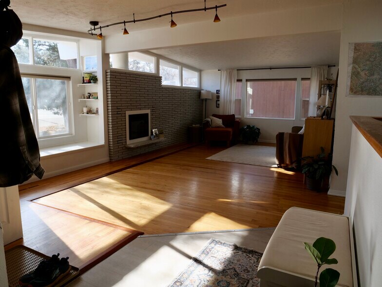 Building Photo - 1224 Westward Dr