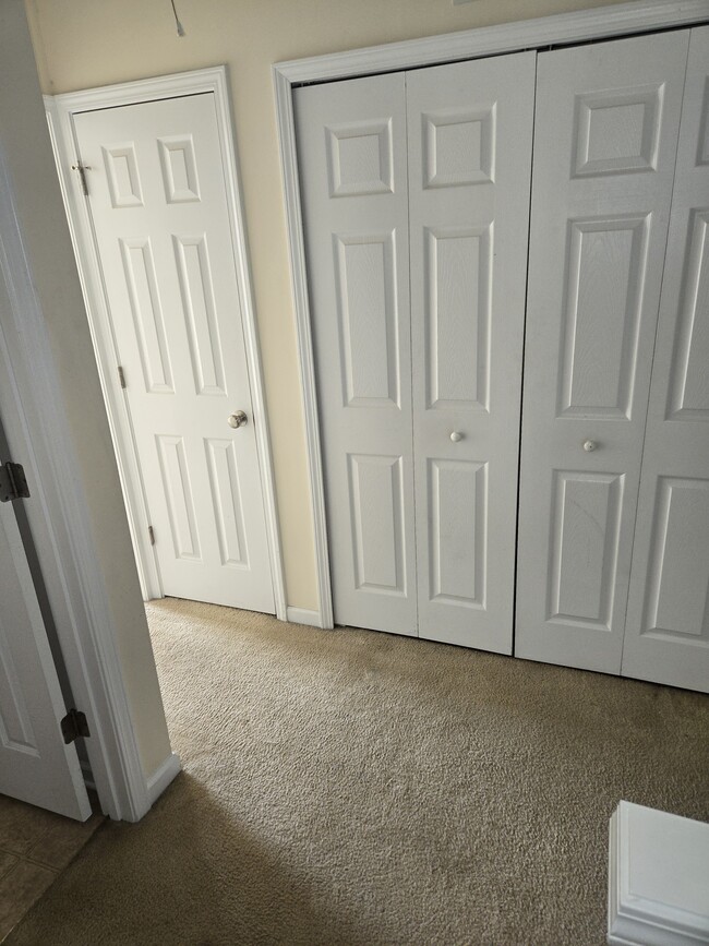 Laundry Closet - 13747 Singleleaf Lane