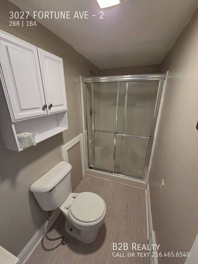 Building Photo - 3027 Fortune Ave