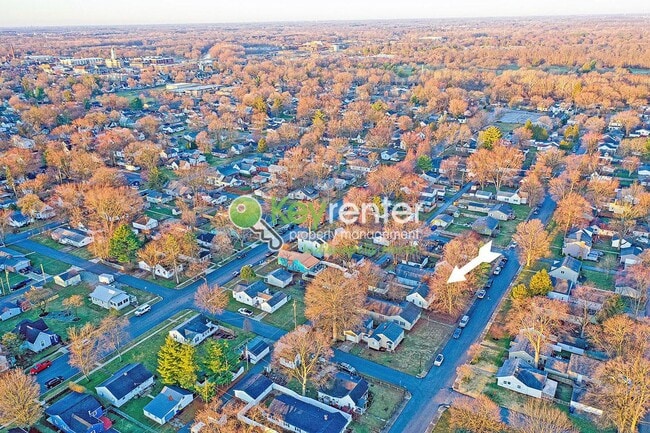 Building Photo - Beautiful Single Family Home - Walking distance to Schools and Downtown