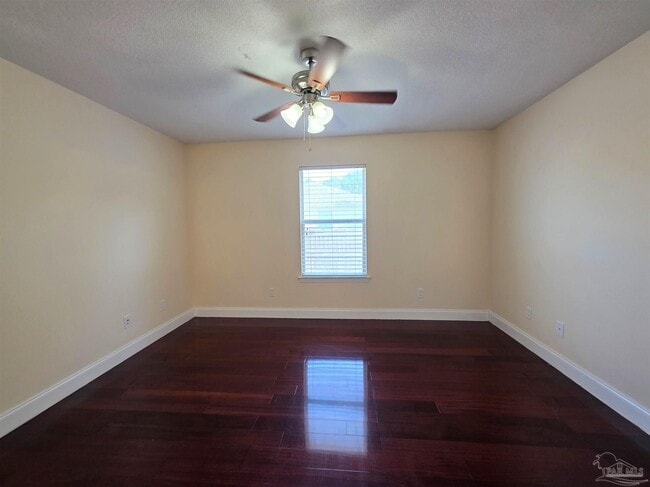 Building Photo - 1028 Antigua Cir