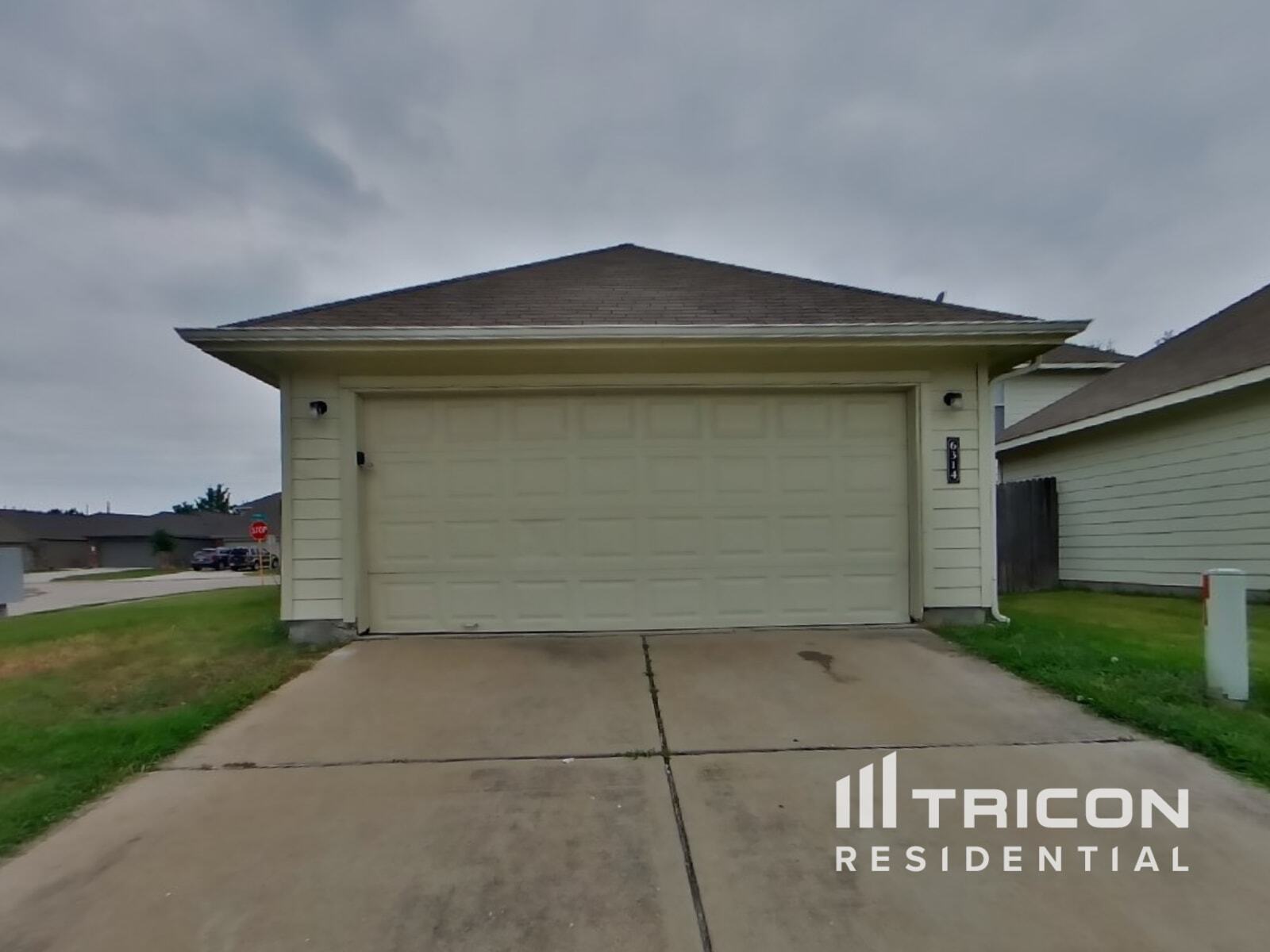 Building Photo - 6314 Austinville Dr