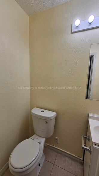 Building Photo - 2395 Commonwealth Ave