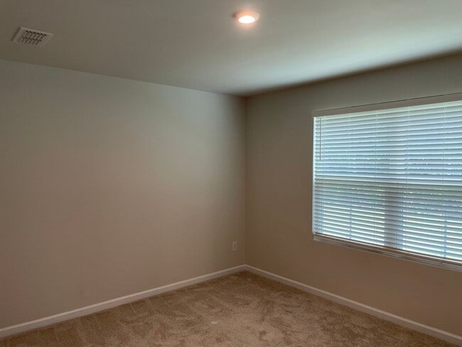 Building Photo - 8103 Sterling Oaks Dr