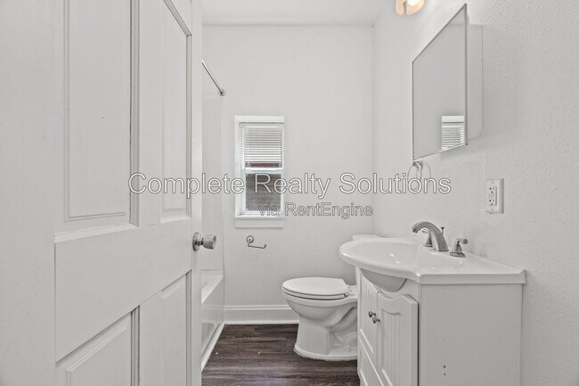 Building Photo - 119 Eichelberger St