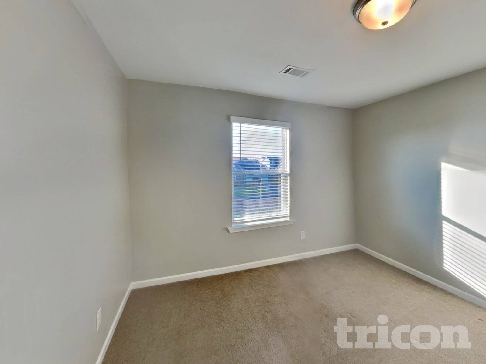 Building Photo - 3719 Burdette Wy.