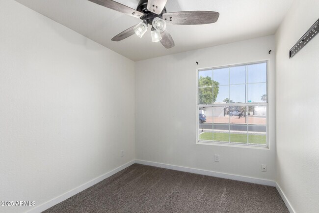 Building Photo - 6202 E Quartz St