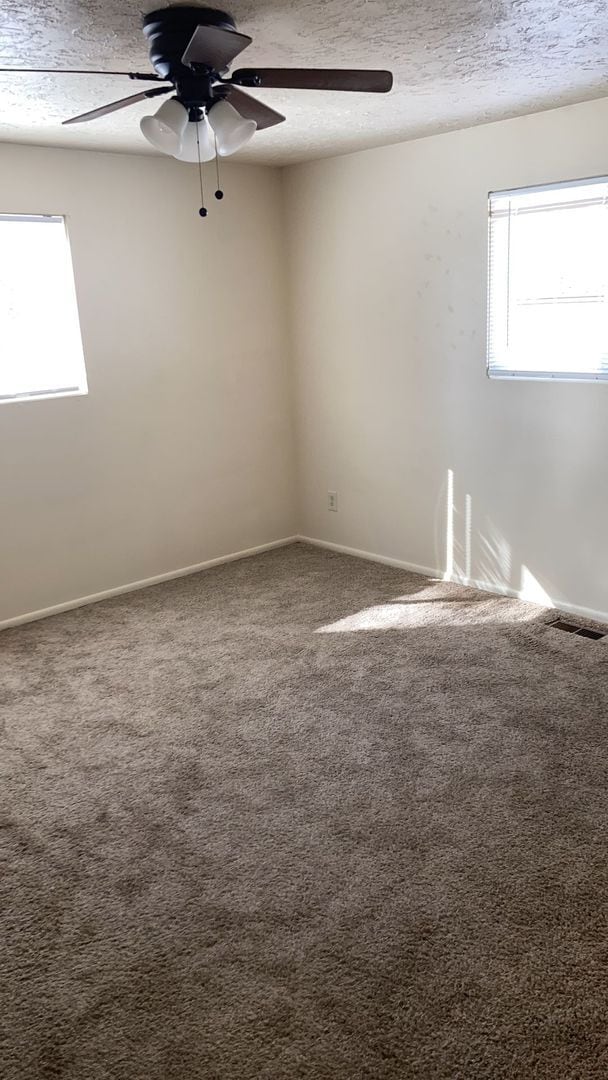 Building Photo - Huge Home In The West Bench Neighborhood!