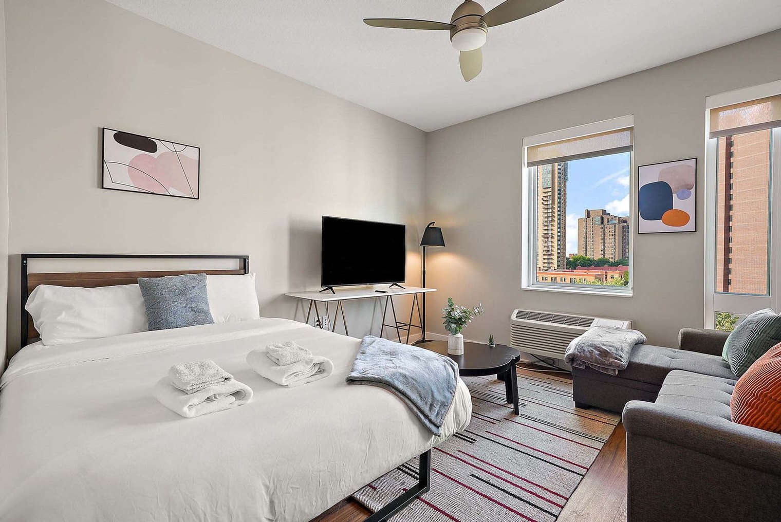 Building Photo - 1410 Nicollet Ave