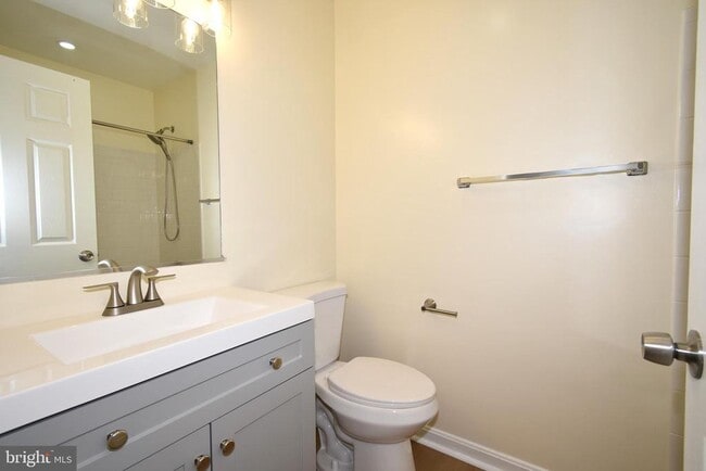 Building Photo - 1389 Walkabout Ct