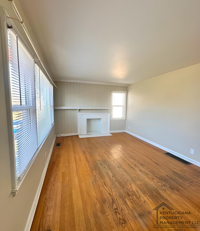 Building Photo - Charming 3BR/2BA Brick Cape Cod