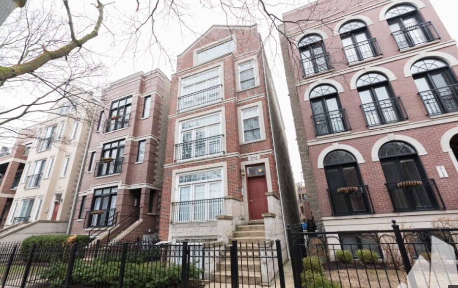Primary Photo - 2714 N Wayne Ave