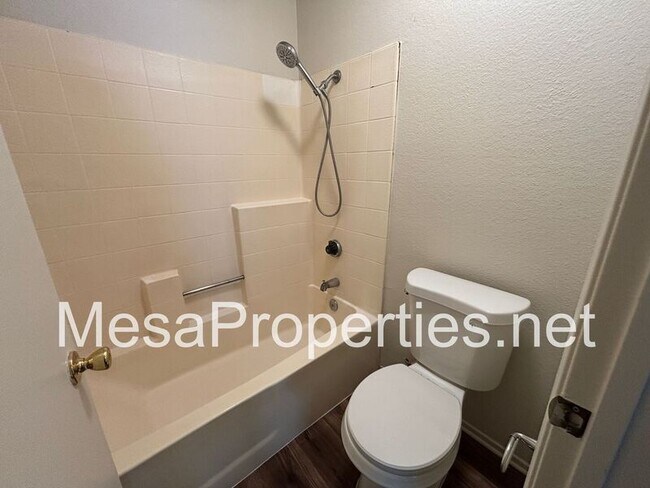 Building Photo - 14721 Cinnamon Dr