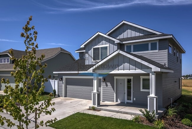 Building Photo - Beautiful 3 bed 2.5 bath Home in Post Falls