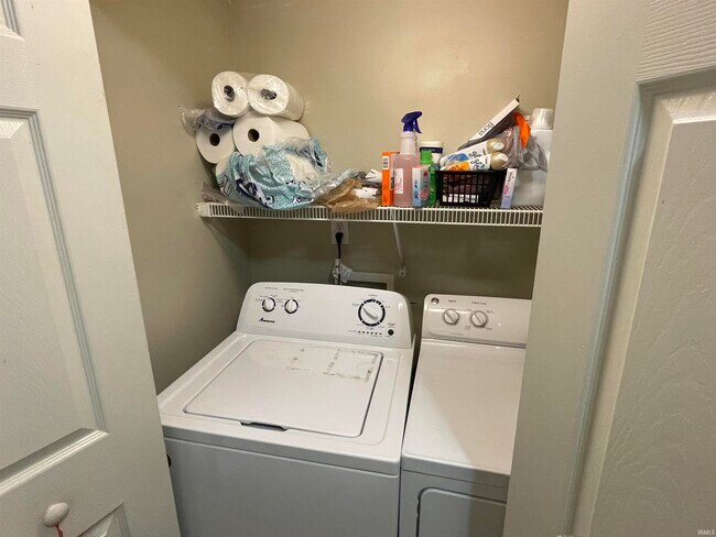 Building Photo - 2636 E Olson Dr