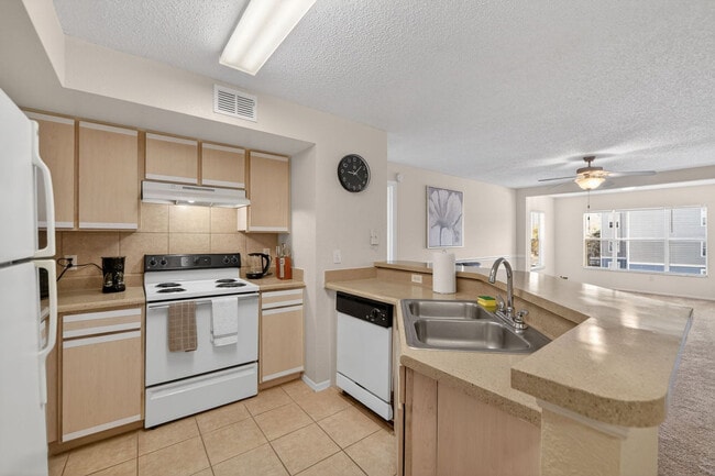 Building Photo - 755 Sybilwood Cir