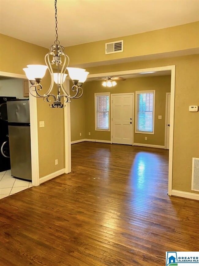 Building Photo - 1101 26th St S