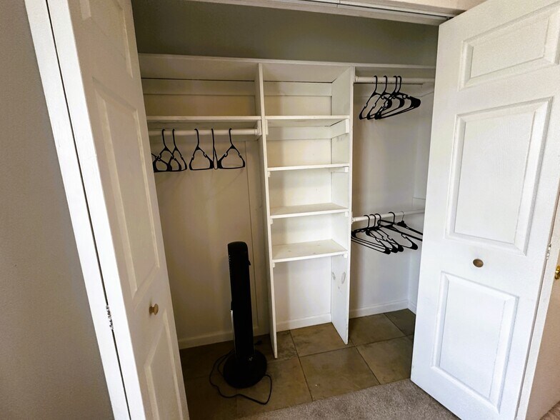 Building Photo - 4417 Romlon St