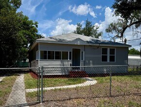Building Photo - Great and Affordable 4 Bedroom 2 Bathroom House for Rent